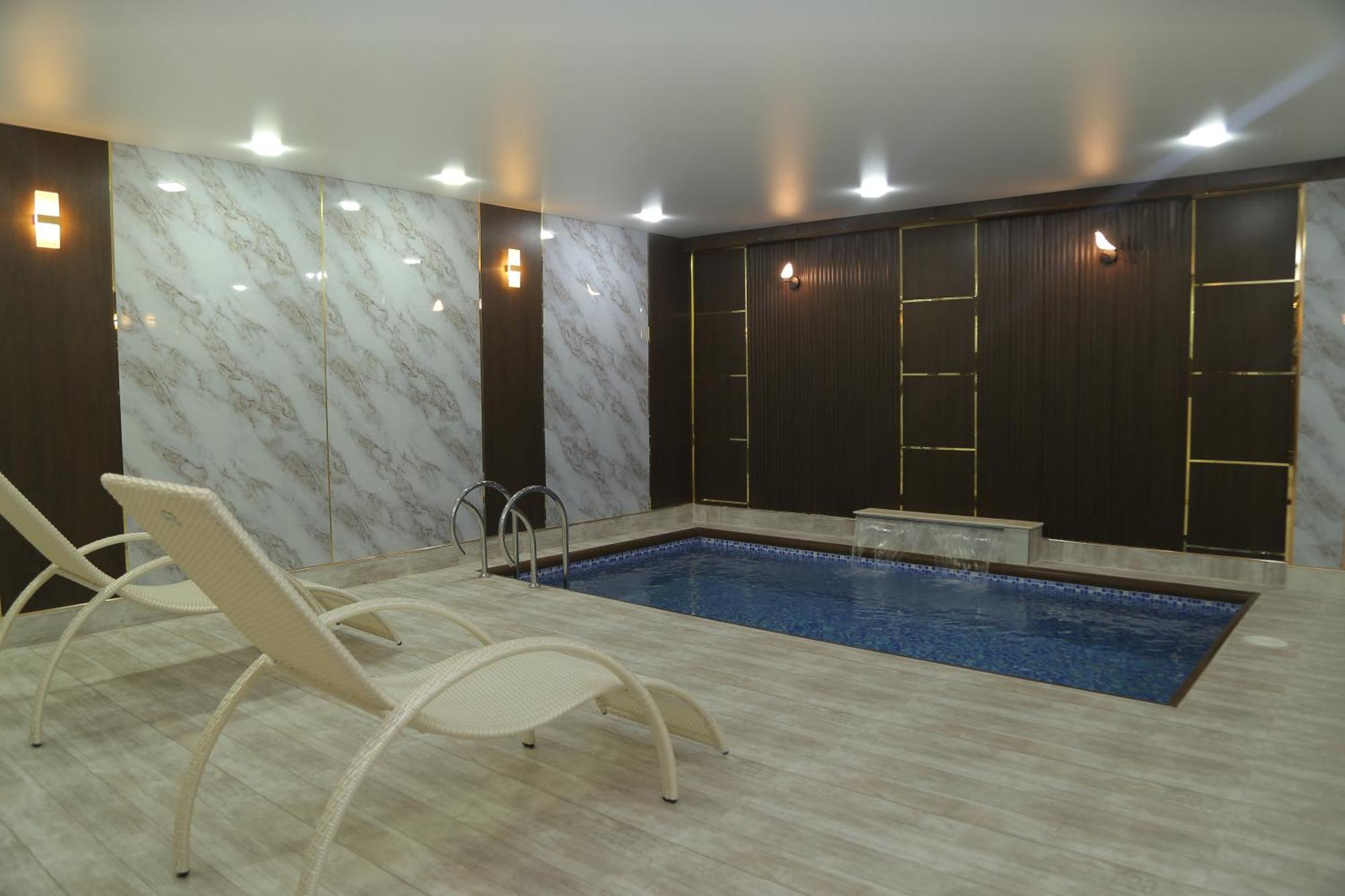 Bek Plus Hotel Takchilik 외부 사진