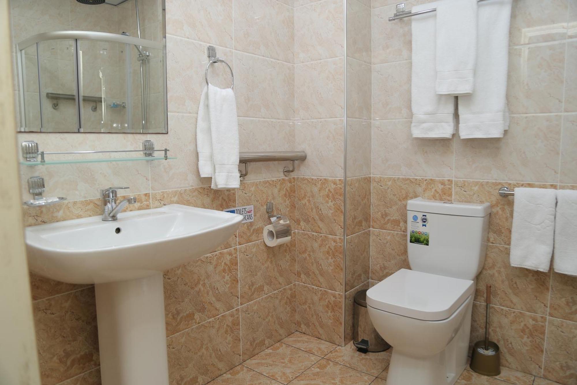 Bek Plus Hotel Takchilik 외부 사진